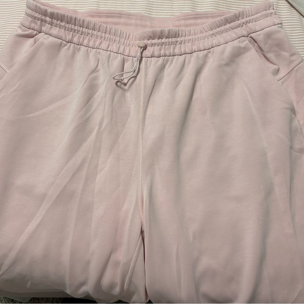 lululemon Softstreme Straight Leg Pants